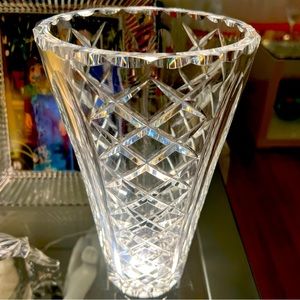 Stunning Crystal Vase